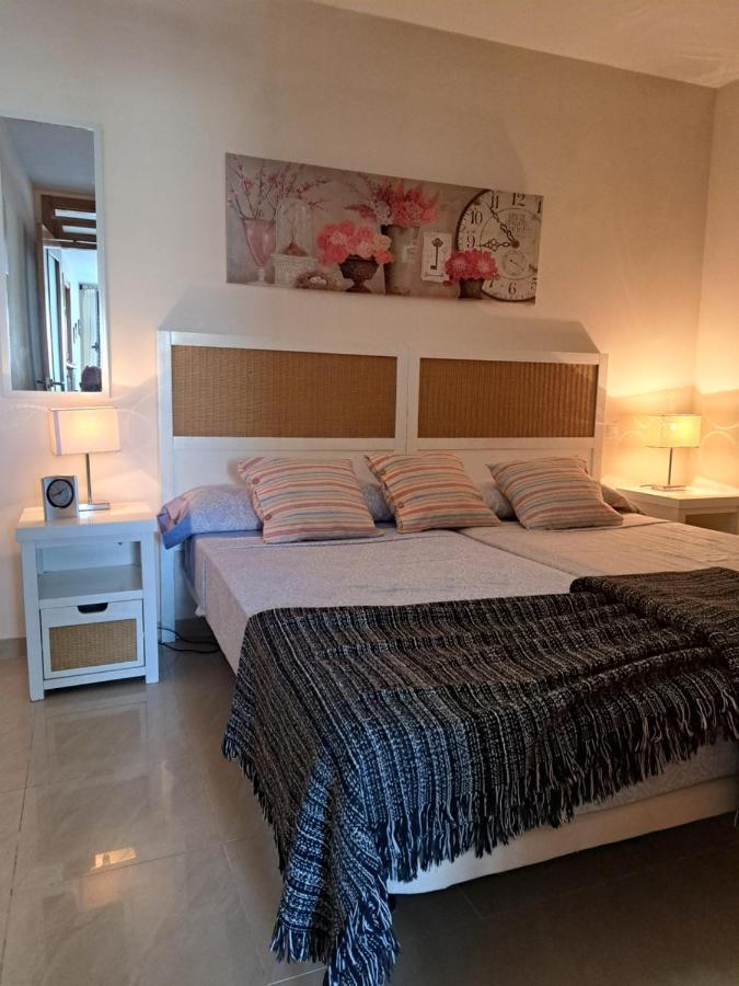 Apartment Los Hibiscos Коста-Кальма Екстер'єр фото